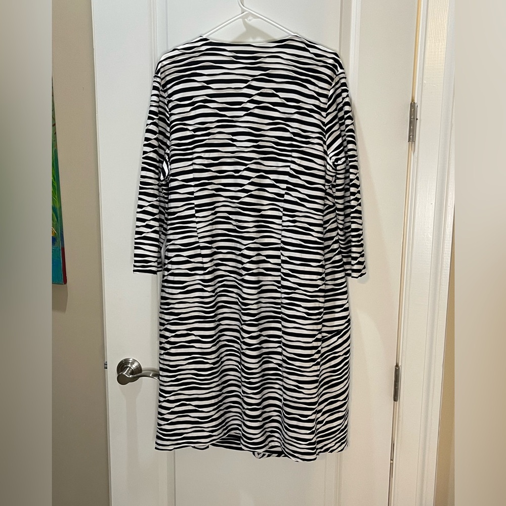 Chico's Zebra Print Asymmetrical Dress Fully Lined Size 16/18 - Picture 8 of 8